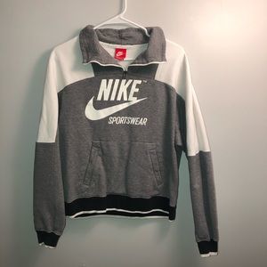Womens Nike Sportswear Pullover